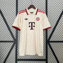 (PRONTA ENTREGA)CAMISA BAYERN MUNCHEN BEGE